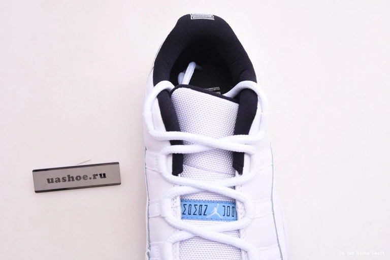 Air Blue“  AV2187-117 Jordan Low”Legend  11  1117